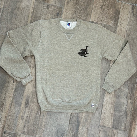 Vintage 1984 Russell Made in USA Burger wildlife art print sweatshirt - Picture 2 of 16